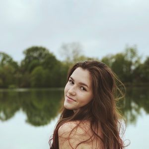 Meet your Posher, Rayley